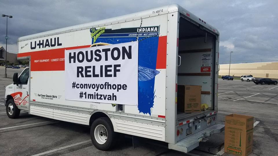 1Mitzvah Convoy of Hope truck